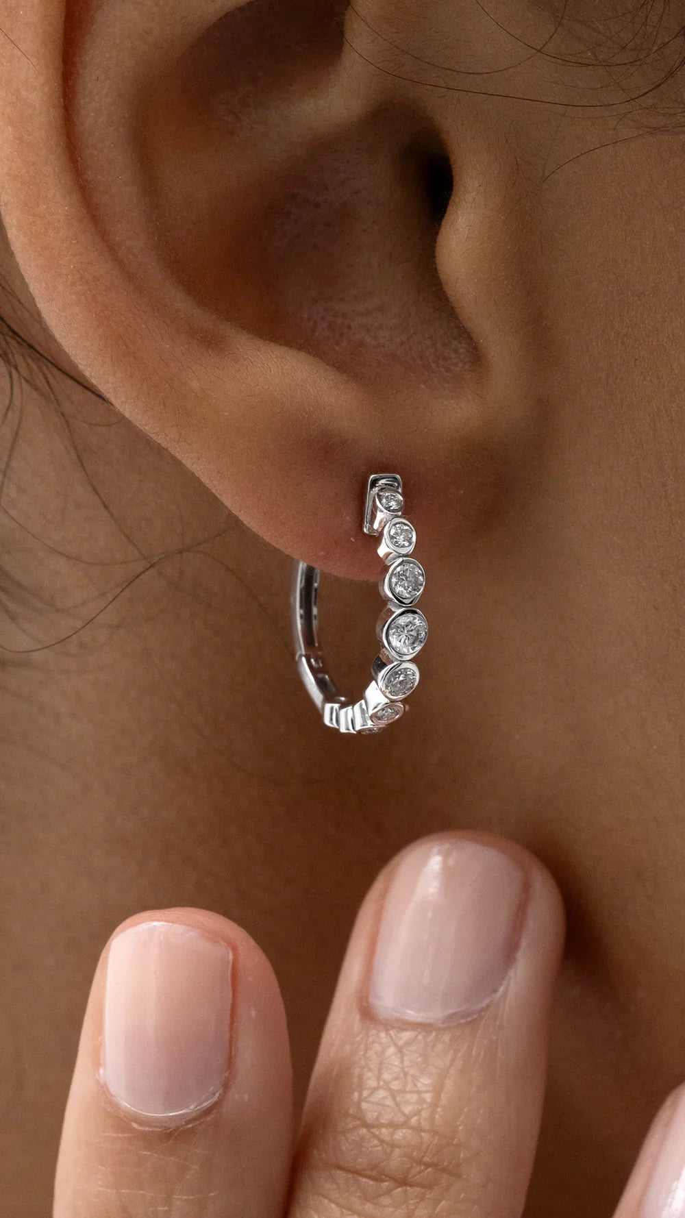 Halka Küpeler Hangi Yüz Tipine Daha Çok Yakışır? Tarzınızı Tamamlayın