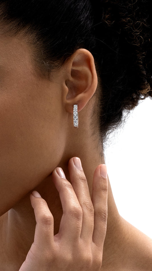 Royal Cascade Beyaz Altın Pırlanta Küpe