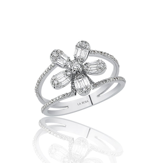 Taç Yapraklı Baget Pırlanta Çiçek Yüzük